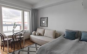 Sunstar Apartments
